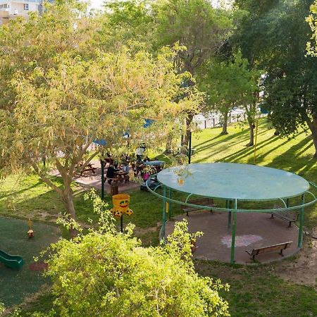 Yalarent Sunora 3Br Apt - Families Only Eilat Buitenkant foto