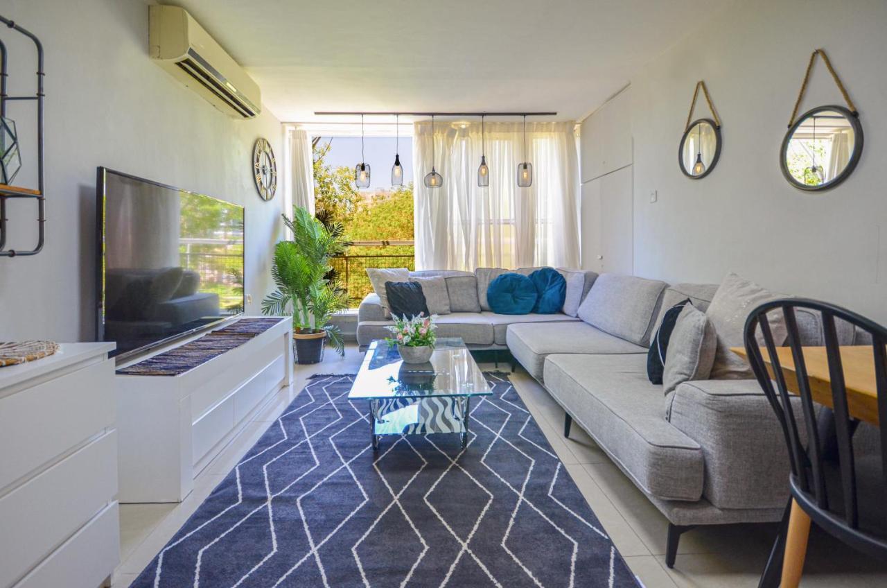 Yalarent Sunora 3Br Apt - Families Only Eilat Buitenkant foto
